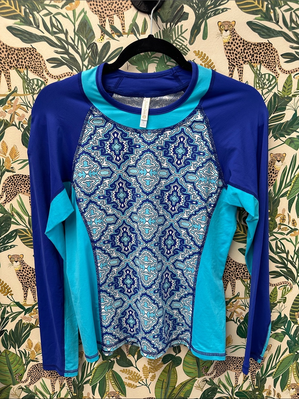 Helen Jon Women’s Blue & Teal Long-Sleeve Performance swim Top